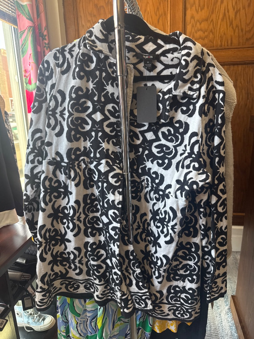 Black & White Style & Co Women-Outerwear, XL