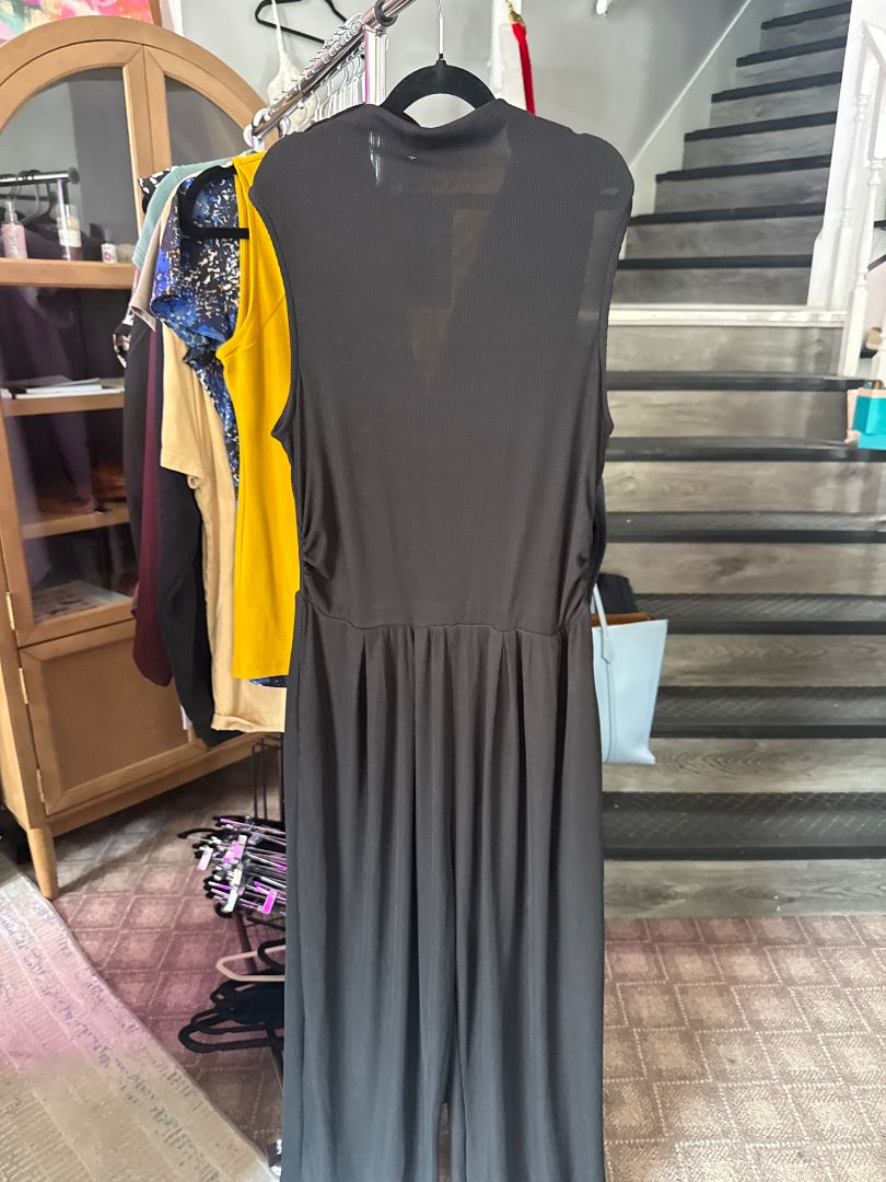 Black Pretty Garden Outfit, Medium