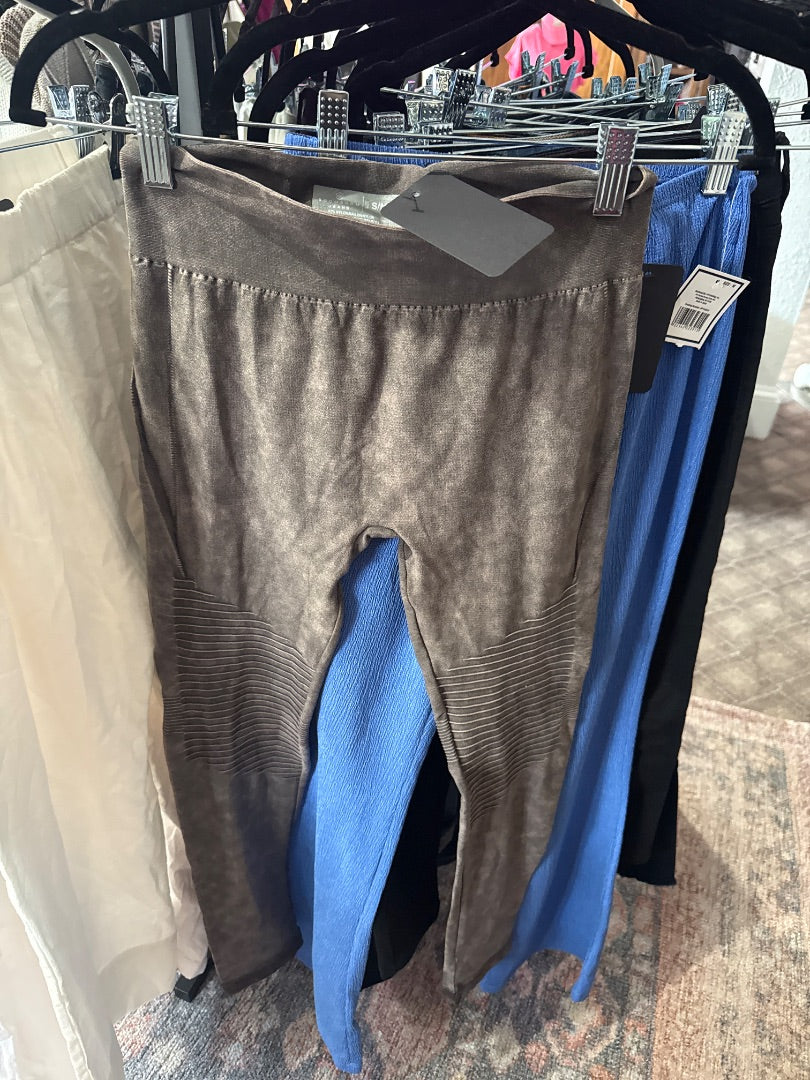 Brown Boom Boom Women-Bottoms, Small