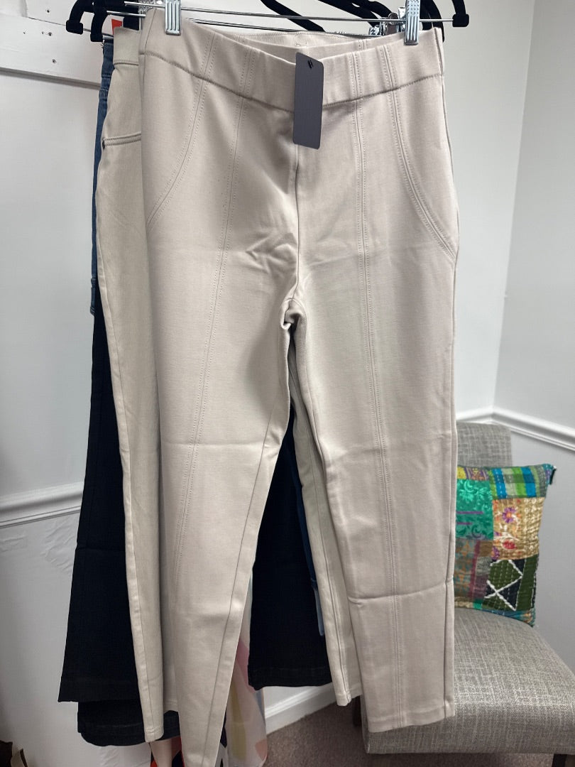 Oat Jones & Co Women-Bottoms, Large