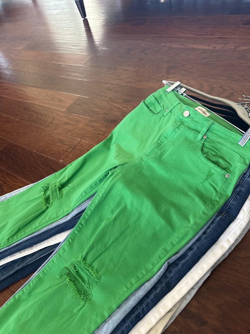 Green Sneak peek Women-Bottoms, 27
