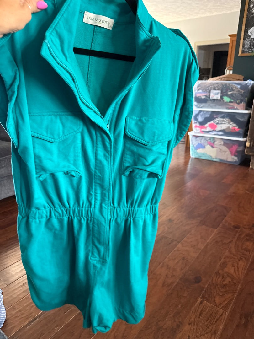 Teal Pants Store Outfit, L